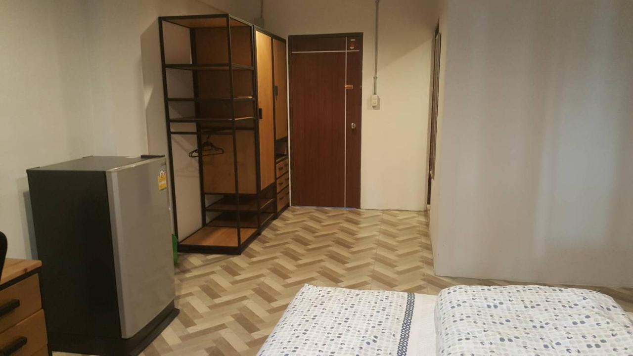 Js Mansion 호텔 방콕 외부 사진