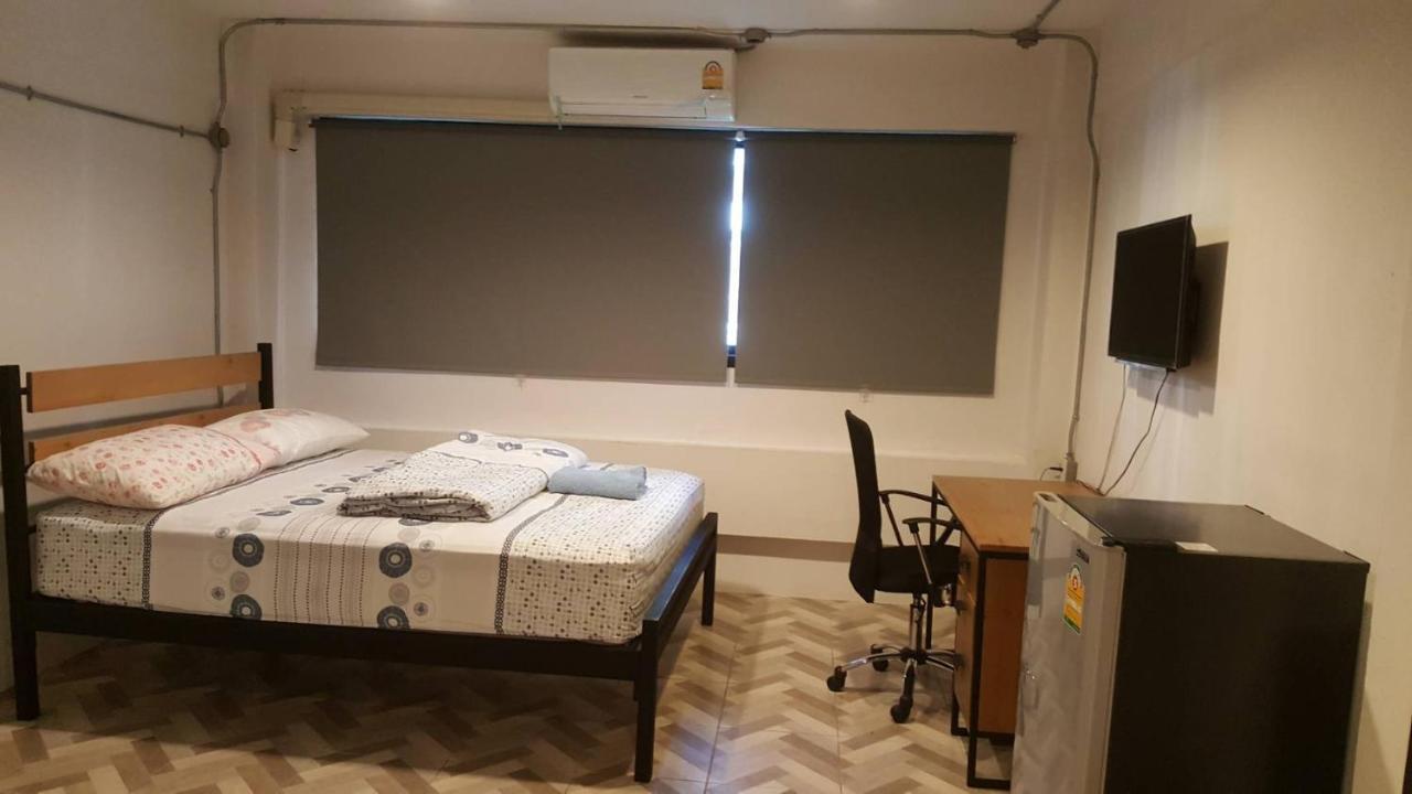 Js Mansion 호텔 방콕 외부 사진